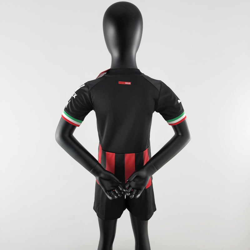 Kit Infantil Milan Titular - 22/23
