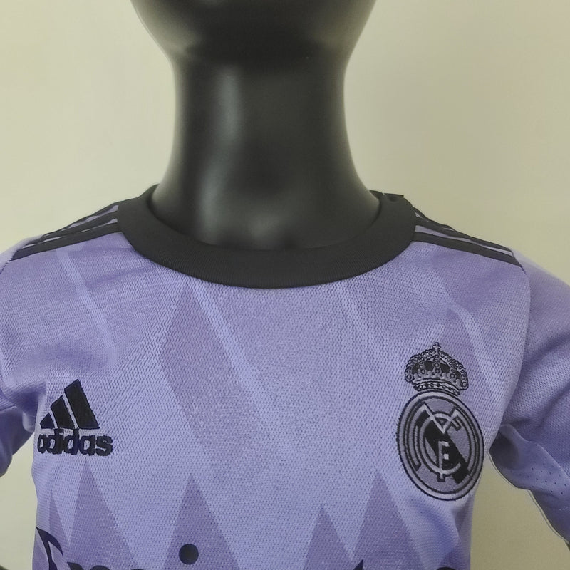 Kit Infantil Real Madrid Reserva - 22/23
