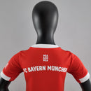 Kit Infantil Bayern Titular - 22/23