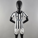 Kit Infantil Juventus Titular - 22/23