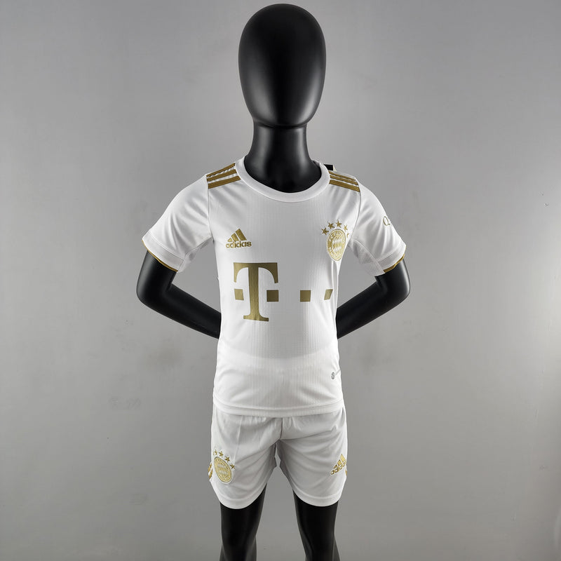 Kit Infantil Bayern Reserva - 22/23