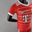 Kit Infantil Bayern Titular - 22/23
