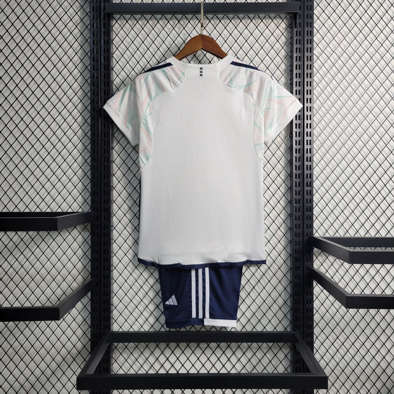 Kit Infantil Ajax Away - 23/24