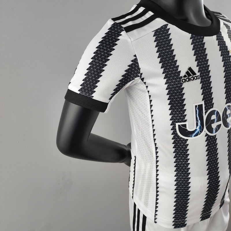 Kit Infantil Juventus Titular - 22/23