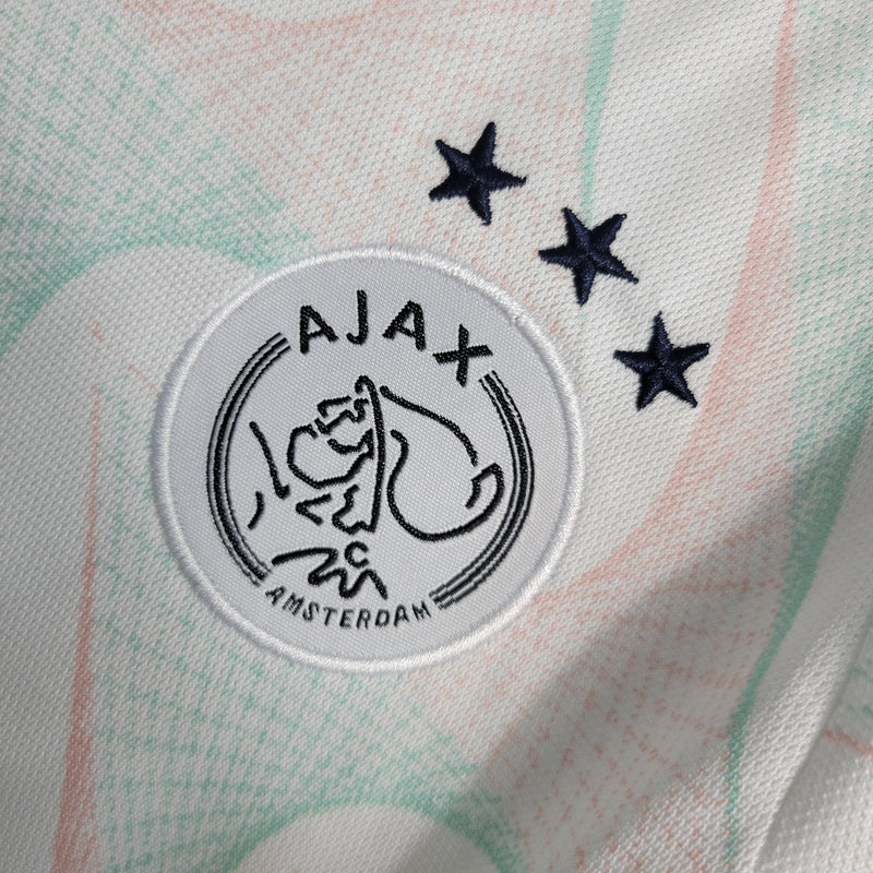 Kit Infantil Ajax Away - 23/24
