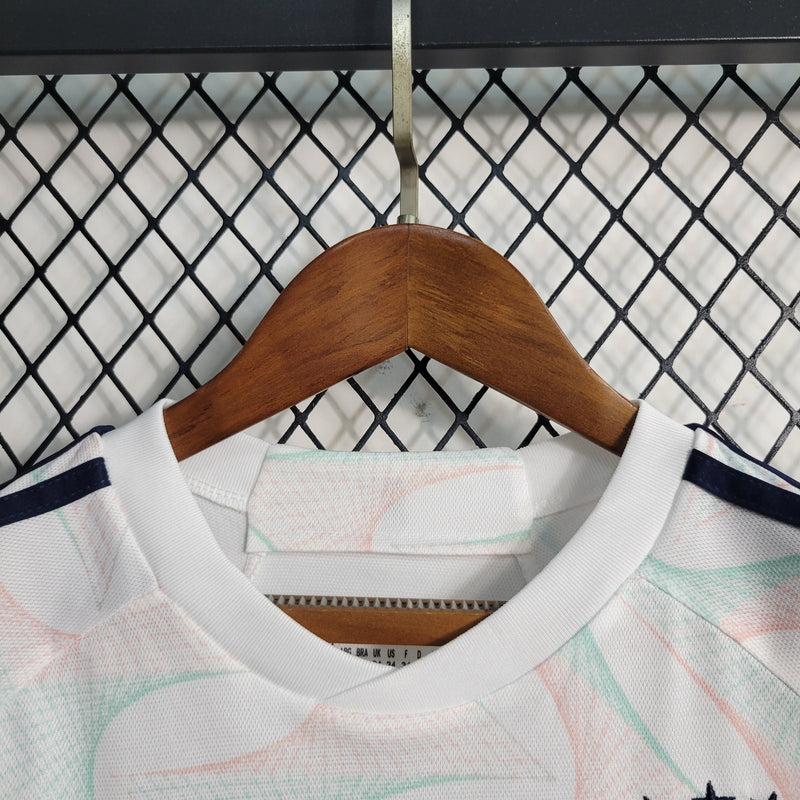 Kit Infantil Ajax Away - 23/24