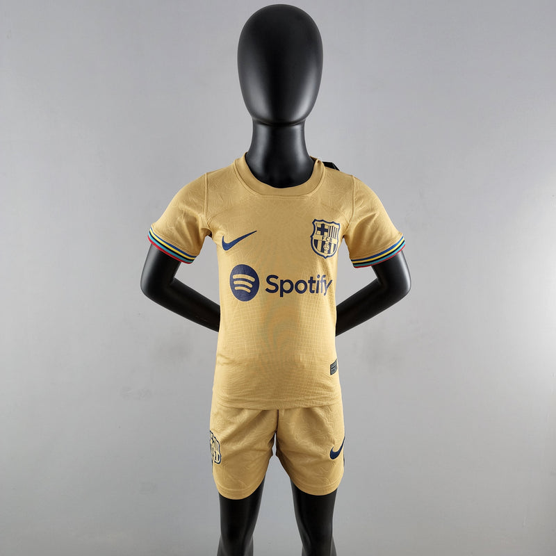Kit Infantil Barcelona Reserva - 22/23